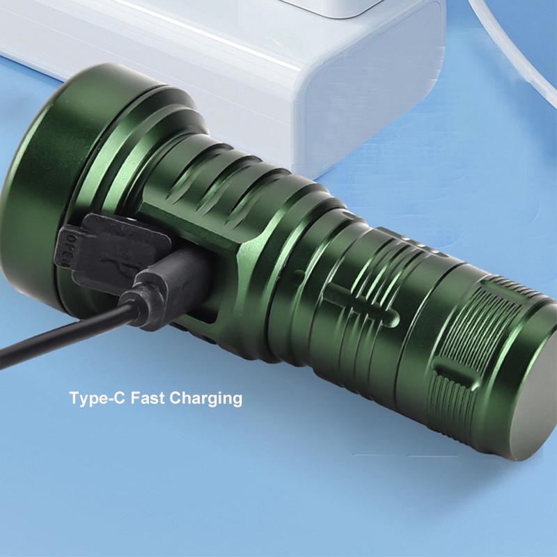SST40 LED Flashlight Type-C US - огляд і ціна Edc Day Carry